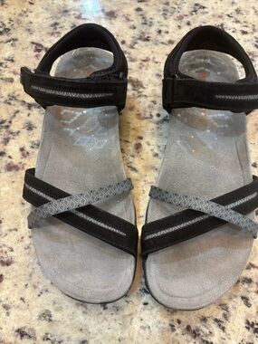 Merrell Black and Gray Adjustable Comfort Sandals